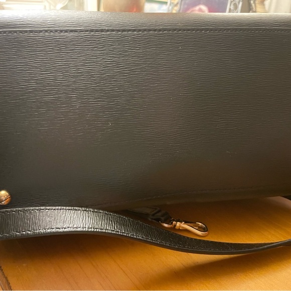 Ralph Lauren Black Leather Handbag with Gold Tone Hardware - Picture 11 of 12